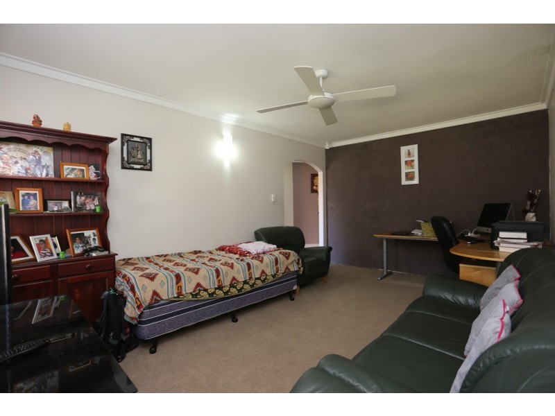 17 Verdon Place, Riverton WA 6148