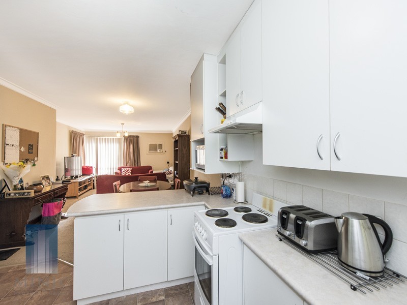 6B Aragon Way, Wilson WA 6107