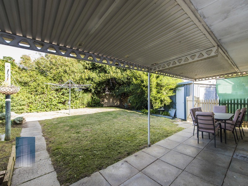 6B Aragon Way, Wilson WA 6107