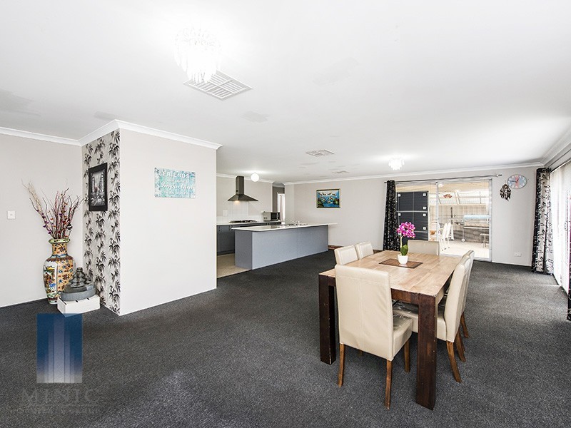 14 Pentecost Loop, Southern River WA 6110