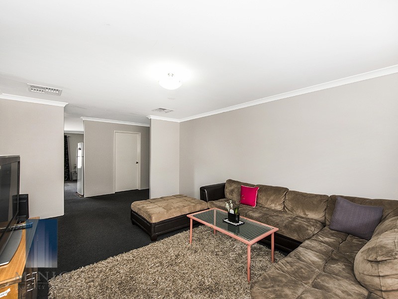 14 Pentecost Loop, Southern River WA 6110