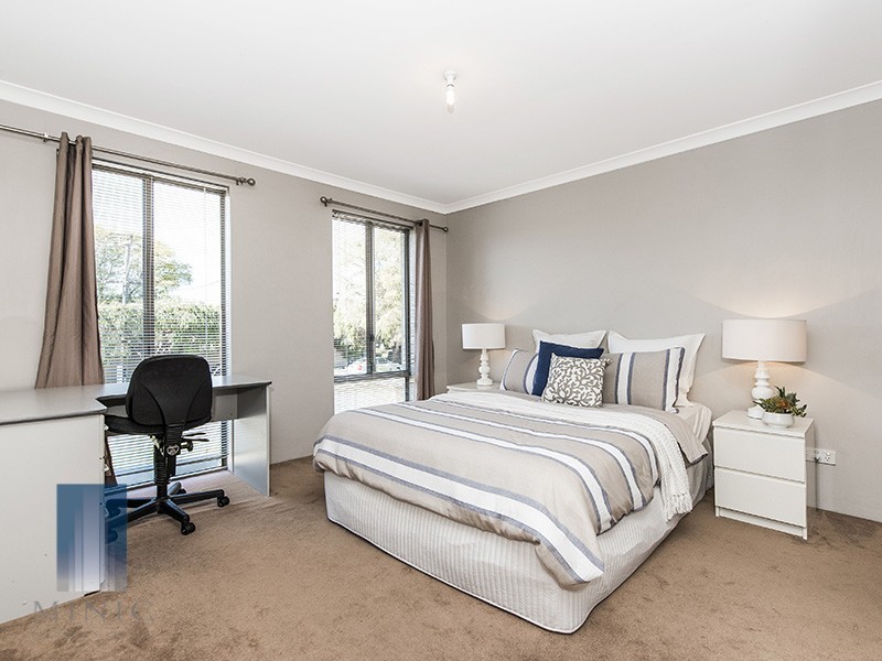11A Gladstone Street, St James WA 6102