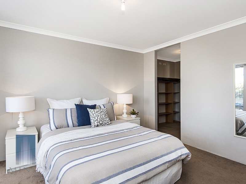 11A Gladstone Street, St James WA 6102