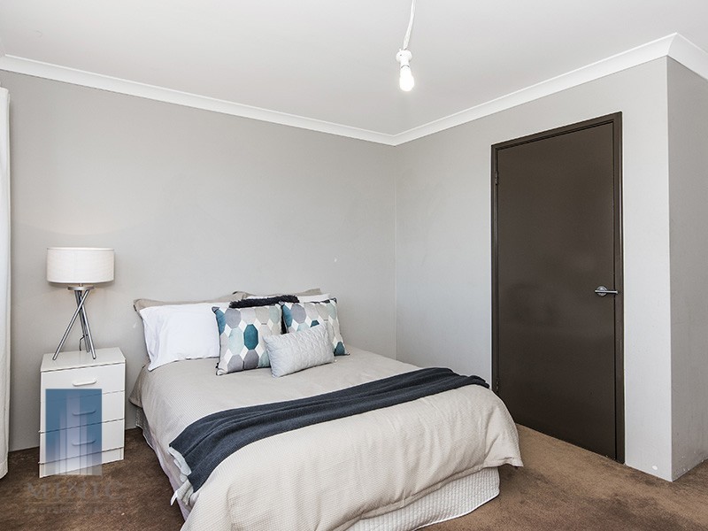 11A Gladstone Street, St James WA 6102