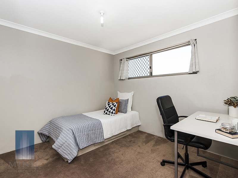 11A Gladstone Street, St James WA 6102