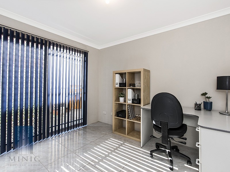 11A Gladstone Street, St James WA 6102