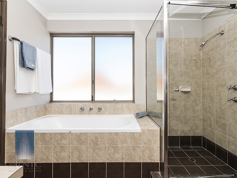 11A Gladstone Street, St James WA 6102