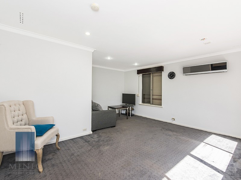 6 Alistair Street, Huntingdale WA 6110