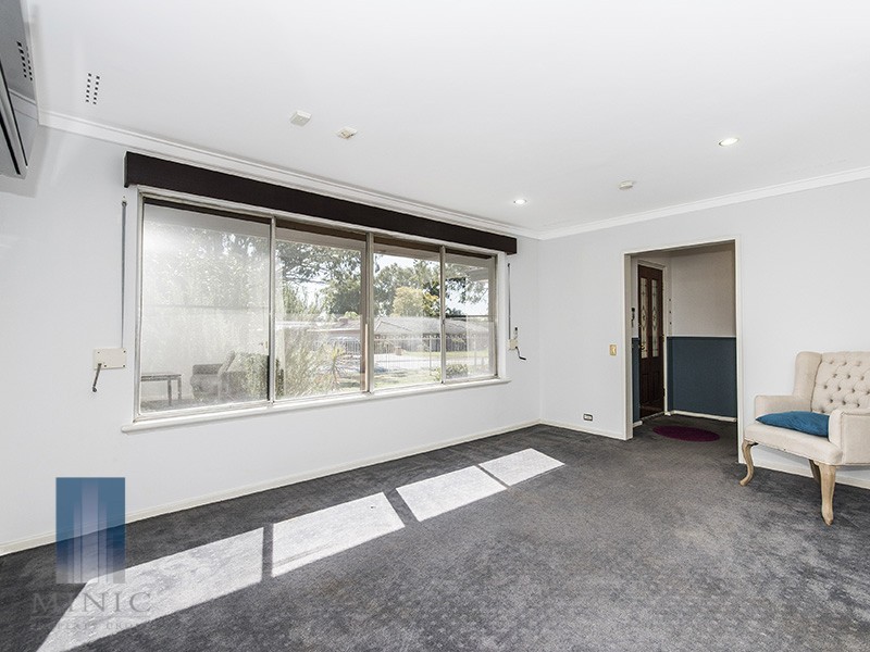 6 Alistair Street, Huntingdale WA 6110