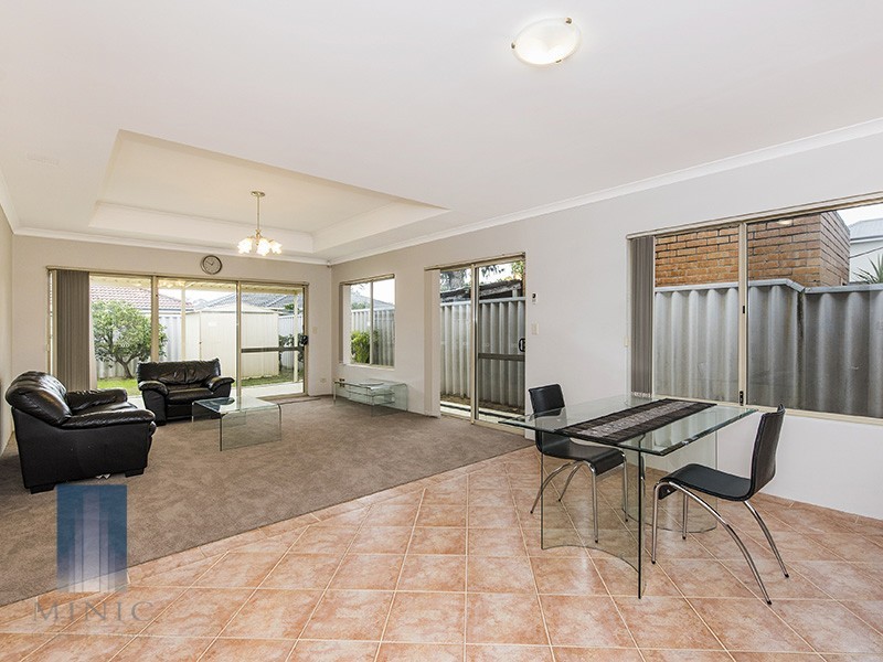 39A Fleming Avenue, Wilson WA 6107