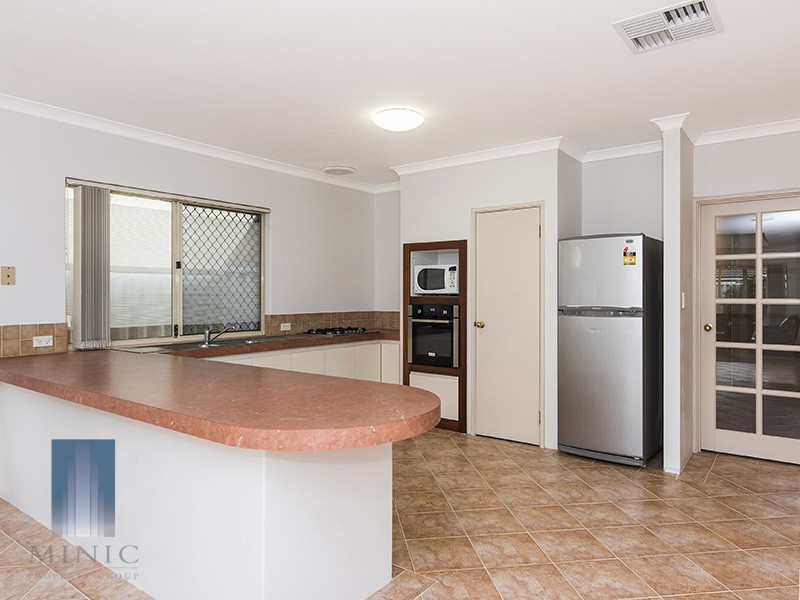 39A Fleming Avenue, Wilson WA 6107