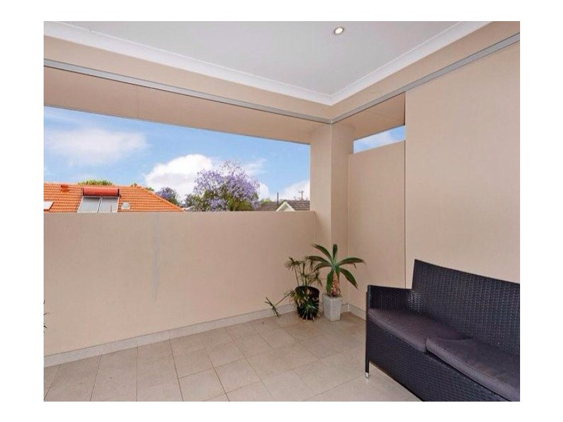 2/48 Cloister  Avenue, Manning WA 6152