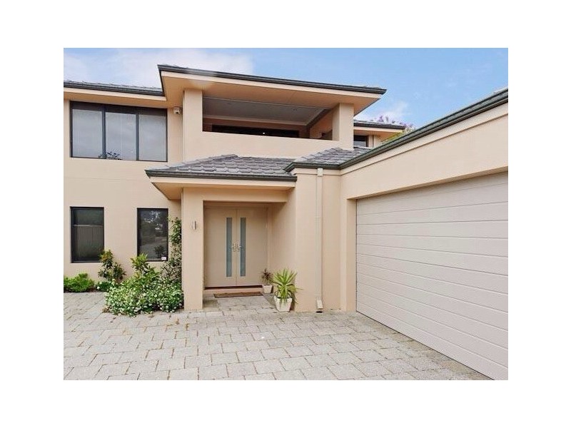 2/48 Cloister  Avenue, Manning WA 6152