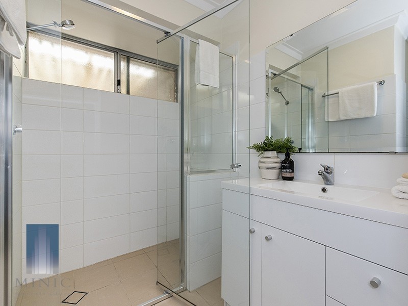 3/33 Leach Highway, Wilson WA 6107