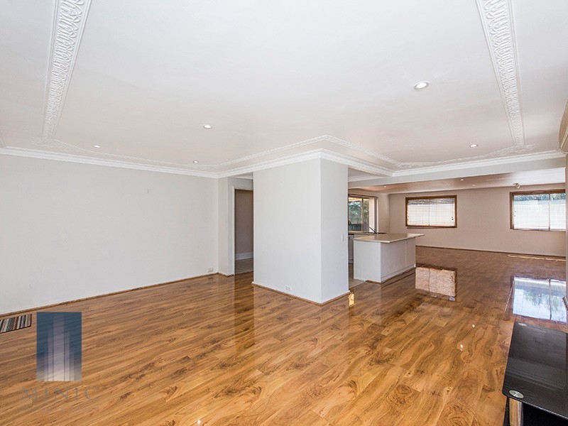 3 BOLIVER PLACE, Langford WA 6147