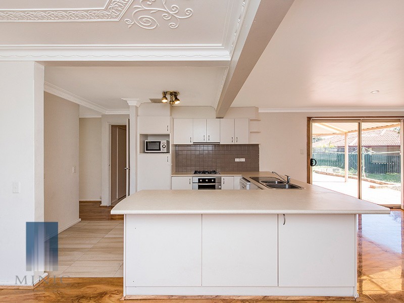 3 BOLIVER PLACE, Langford WA 6147