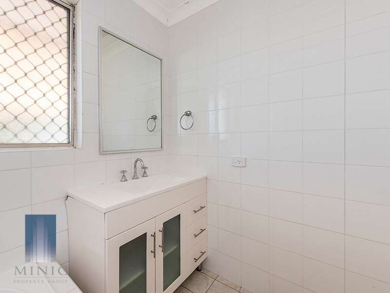 3 BOLIVER PLACE, Langford WA 6147