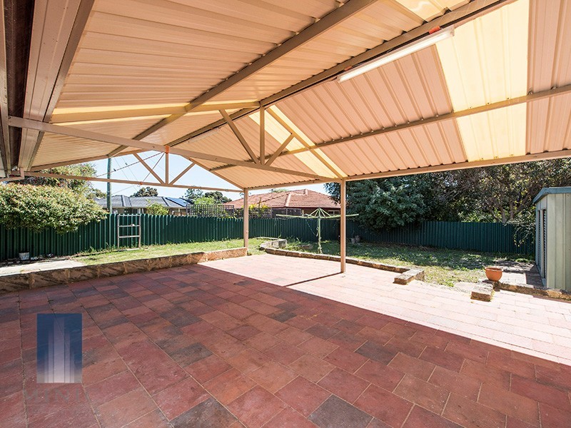 3 BOLIVER PLACE, Langford WA 6147