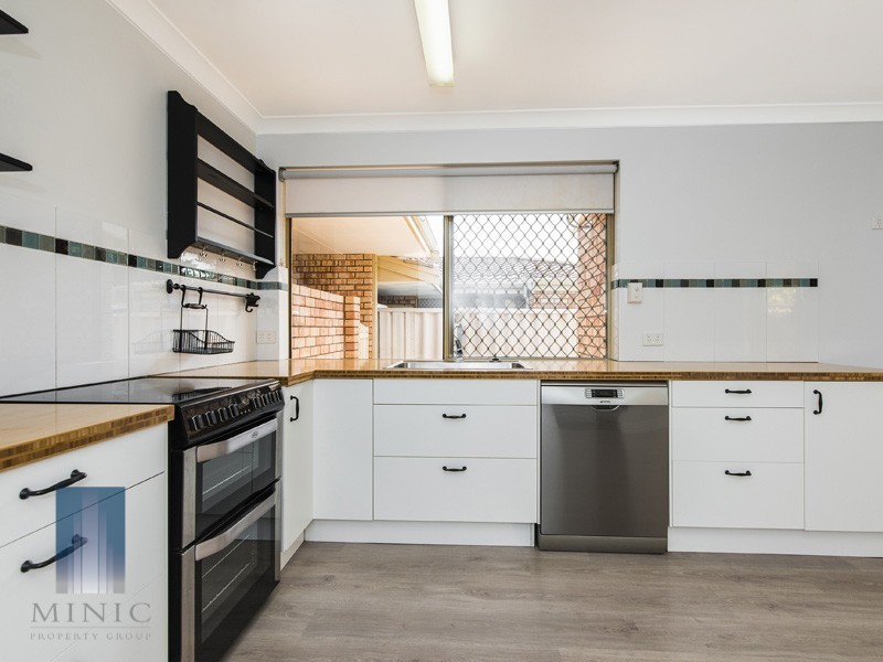 5/11 Golf Road, Parkwood WA 6147