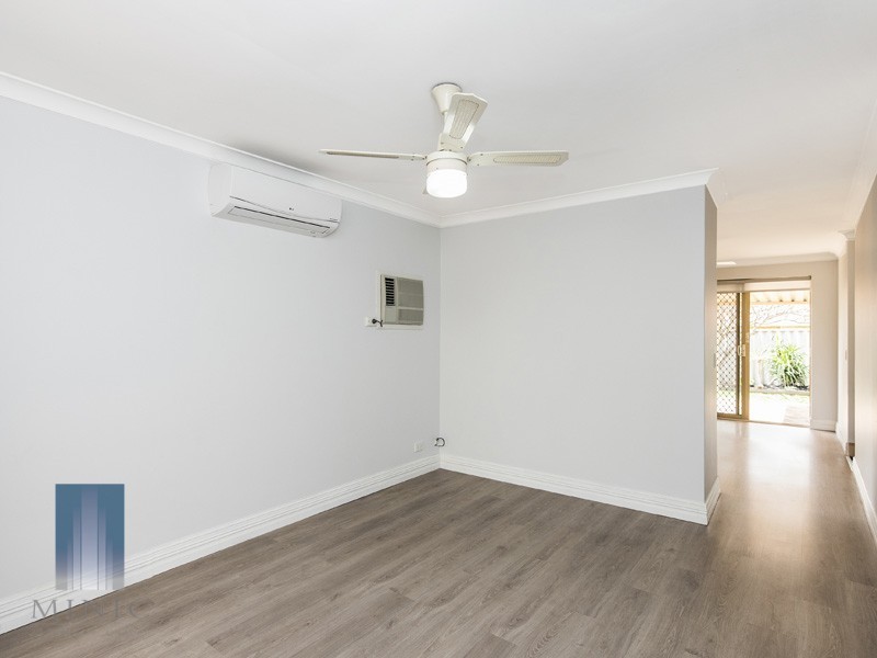 5/11 Golf Road, Parkwood WA 6147