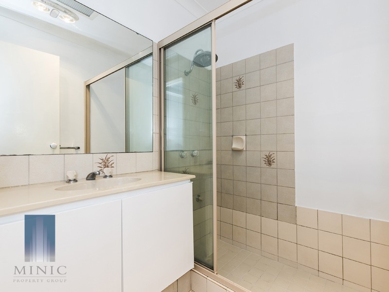 5/11 Golf Road, Parkwood WA 6147