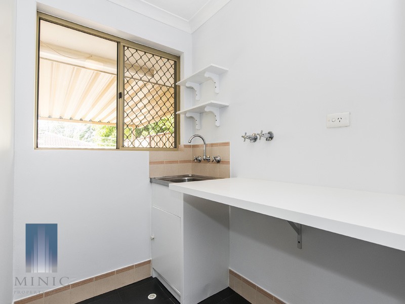 5/11 Golf Road, Parkwood WA 6147