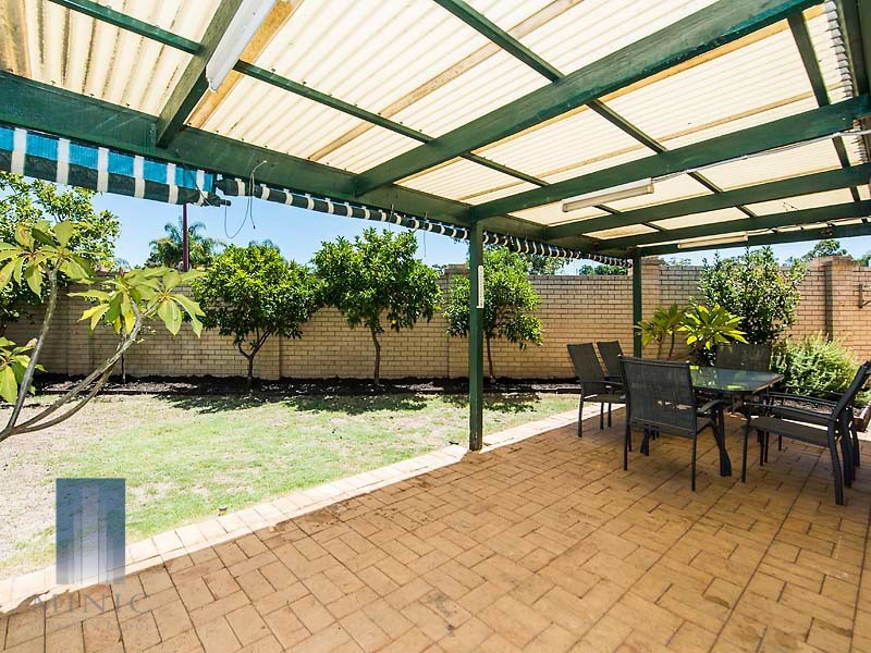 3/2 Braibrise Road, Wilson WA 6107