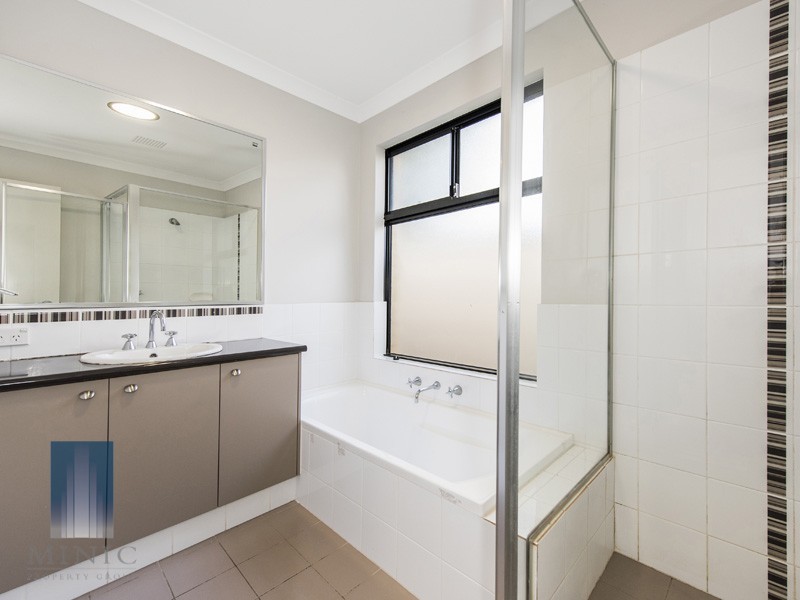 3/150 FERN ROAD, Wilson WA 6107