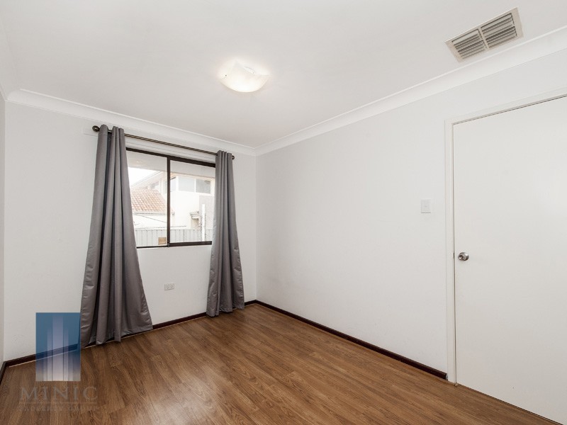 20A WANNELL STREET, Queens Park WA 6107