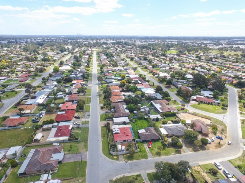 2/61 Hilton Crescent, Maddington WA 6109
