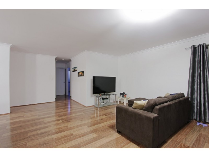 22 Tulip Way, East Cannington WA 6107