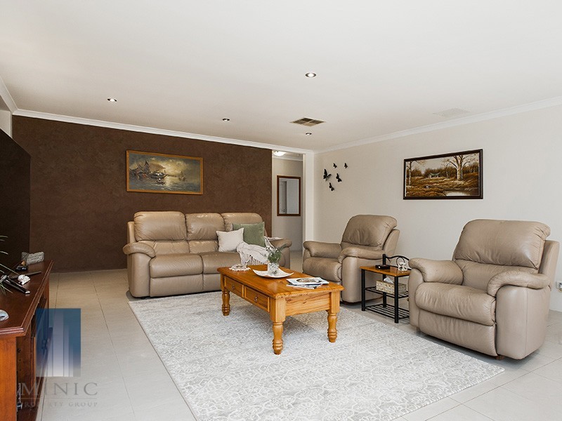 51 Figtree Drive, Canning Vale WA 6155