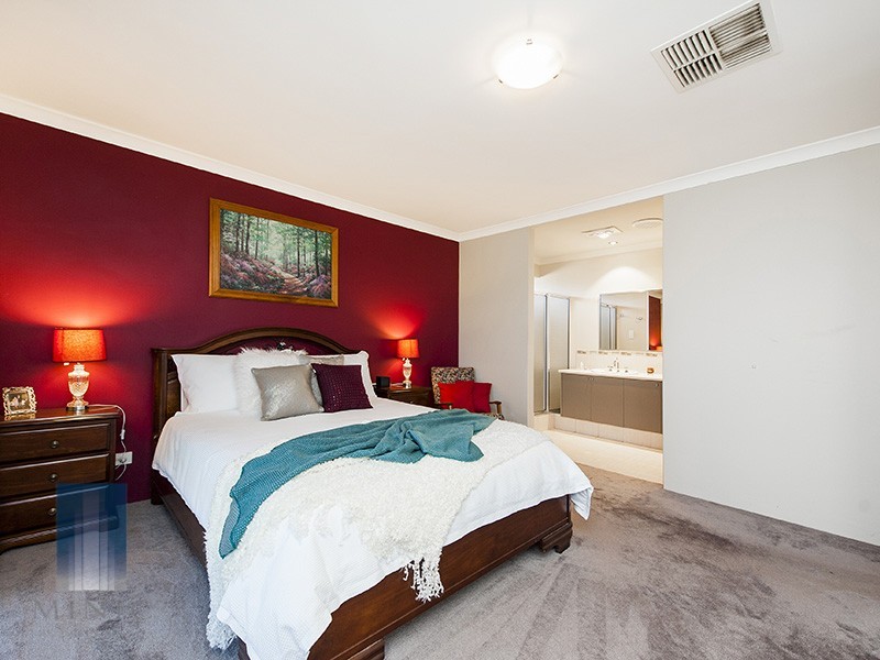 51 Figtree Drive, Canning Vale WA 6155