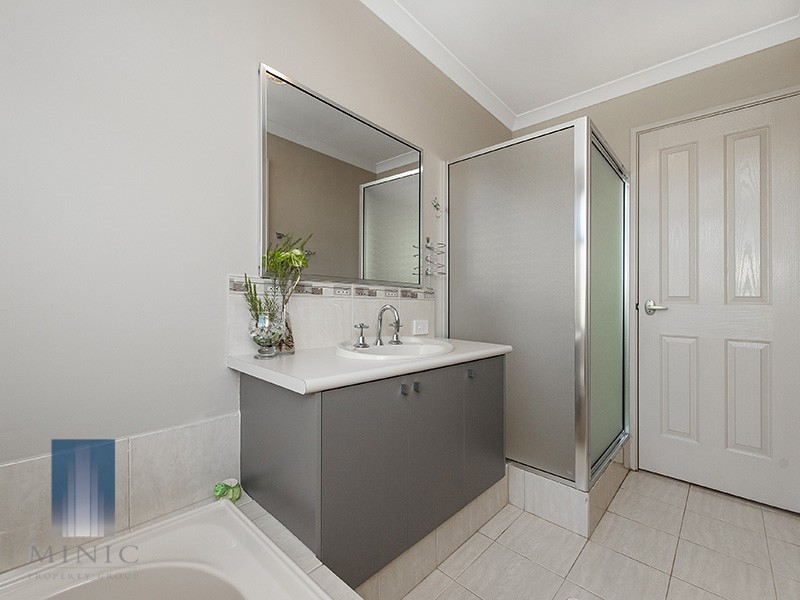 51 Figtree Drive, Canning Vale WA 6155