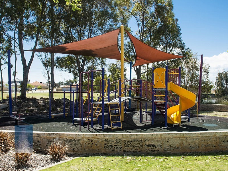 51 Figtree Drive, Canning Vale WA 6155