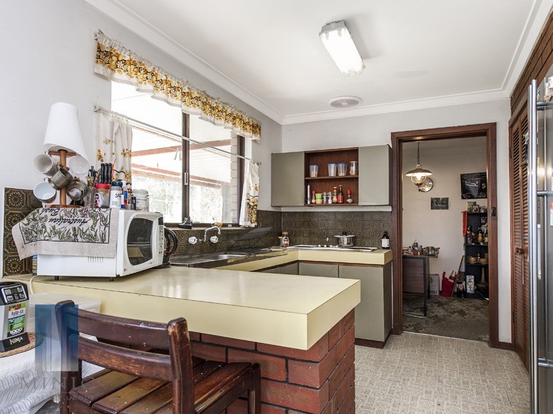 28 Randall Way, Langford WA 6147