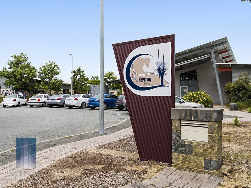 51 Aurora Drive, Atwell WA 6164