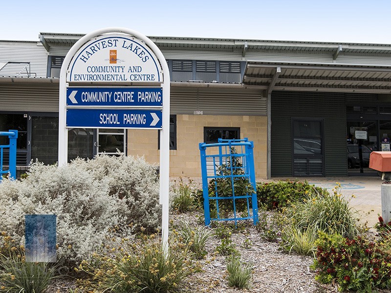 51 Aurora Drive, Atwell WA 6164