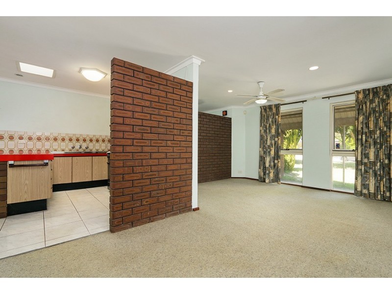 4 Cortis Way, Langford WA 6147