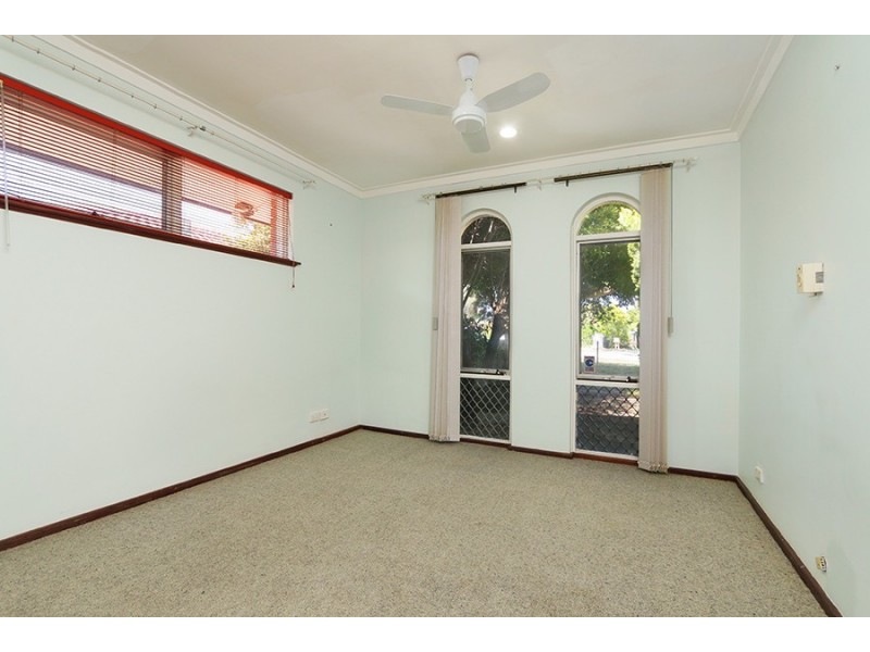 4 Cortis Way, Langford WA 6147