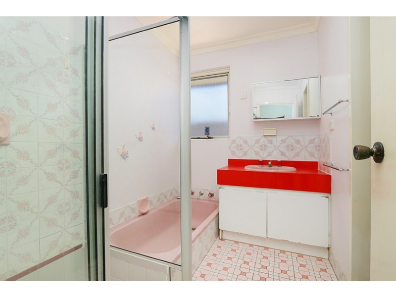 4 Cortis Way, Langford WA 6147