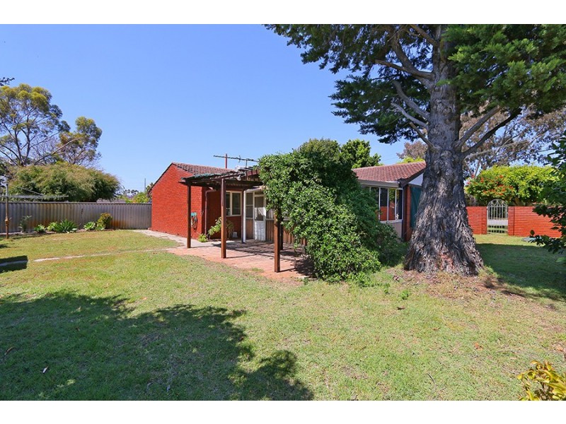 4 Cortis Way, Langford WA 6147