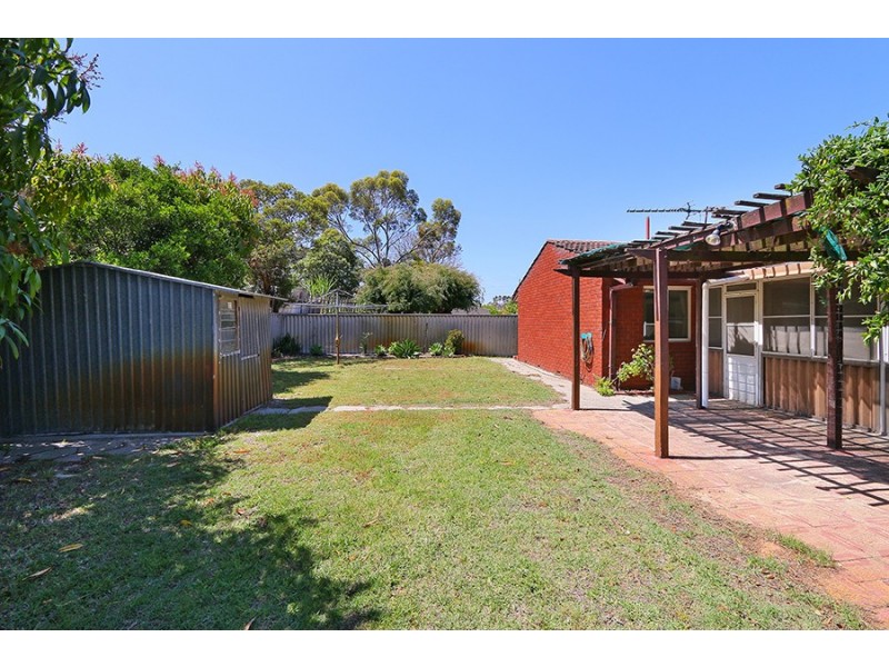 4 Cortis Way, Langford WA 6147