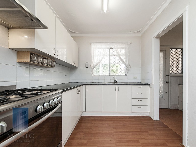 23A Mckay Street, Waterford WA 6152