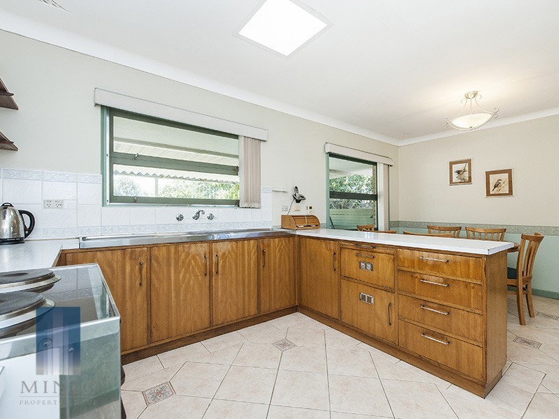 14 Yeeda Street, Riverton WA 6148