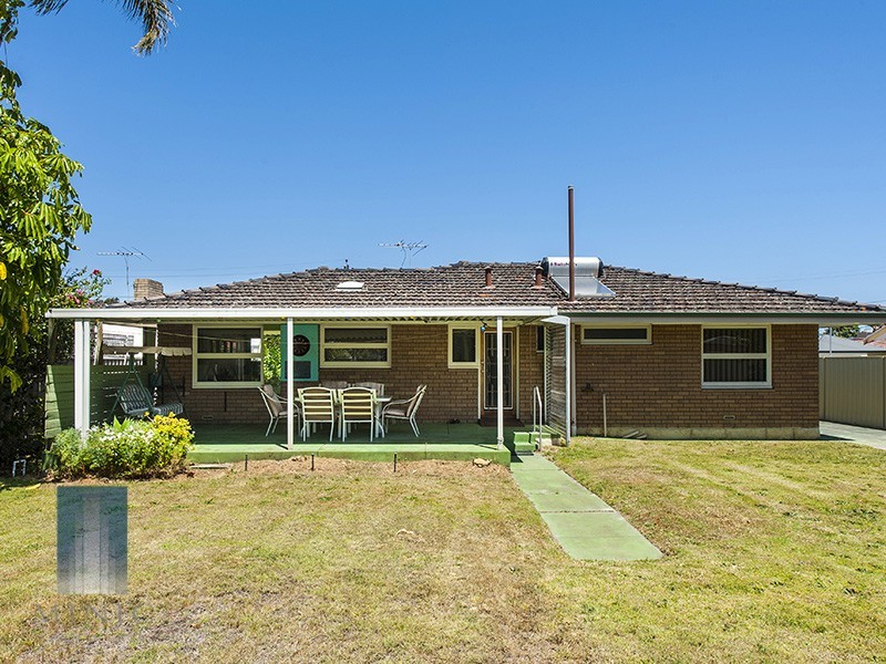 14 Yeeda Street, Riverton WA 6148