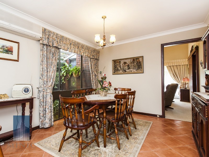 10 Midway Street, Riverton WA 6148