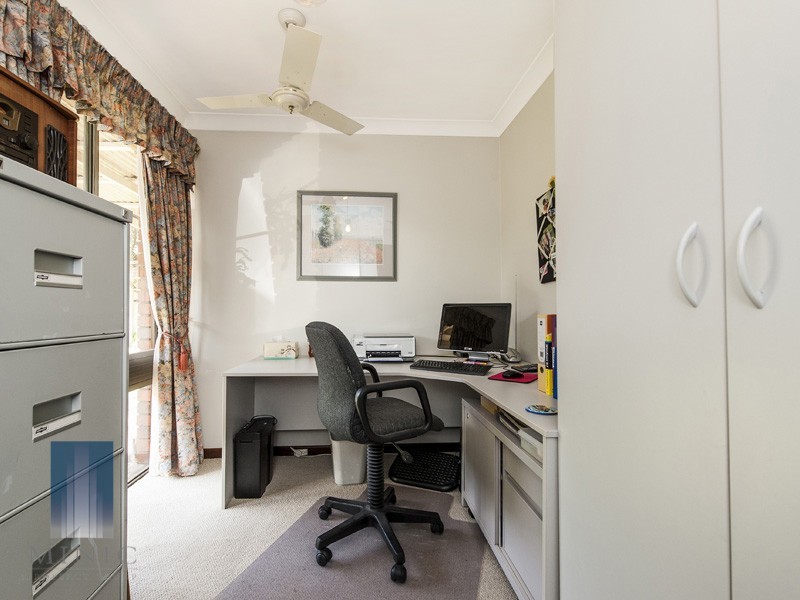 10 Midway Street, Riverton WA 6148