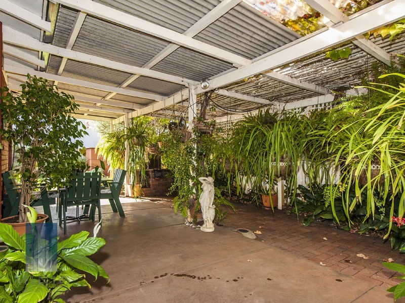 10 Midway Street, Riverton WA 6148