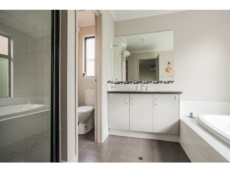 12A Tavistock Crescent, Lynwood WA 6147